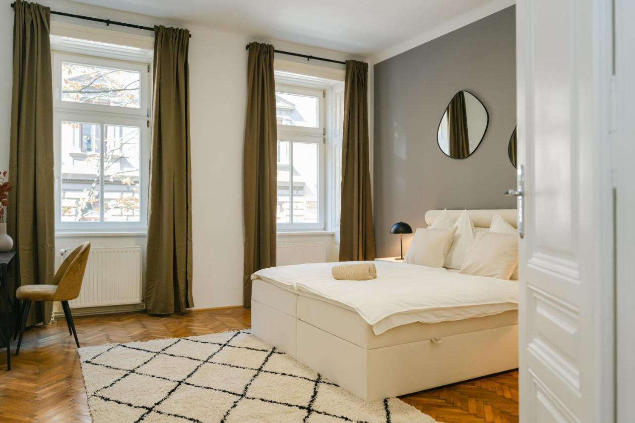 Cozy Apt Perfect For 4-6 Tv Metro Self-Checkin Bécs Kültér fotó